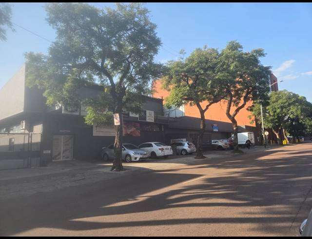 2,249M² WAREHOUSE FOR SALE IN PRETORIA CENTRAL